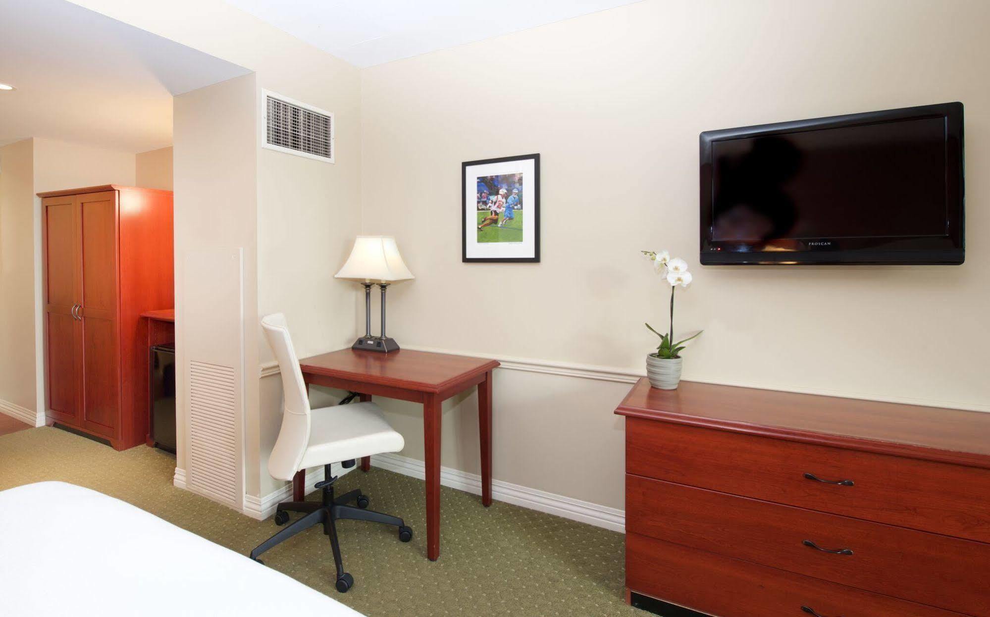 Hotel Mt. Washington Conference Center 2*